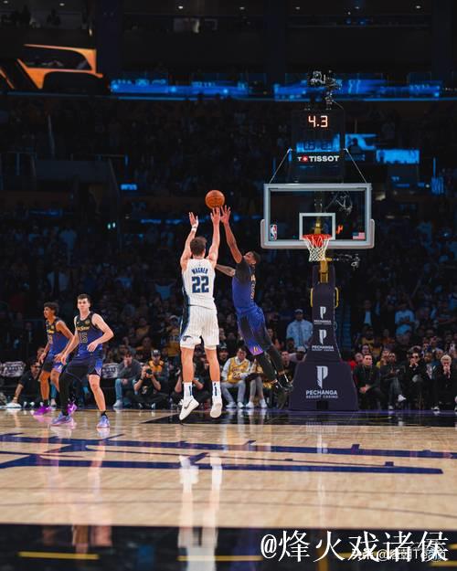 小瓦格纳绝杀助魔术力克湖人 詹姆斯31+10难阻6连胜终结 小瓦格纳绝杀助魔术力克湖人 詹姆斯31+10难阻6连胜终结